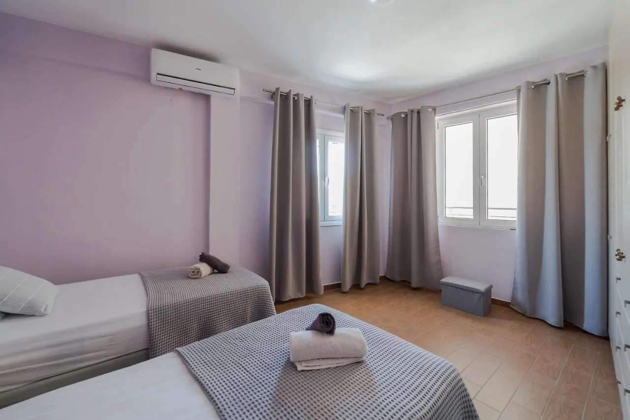 Central Town Apartment Lixúri